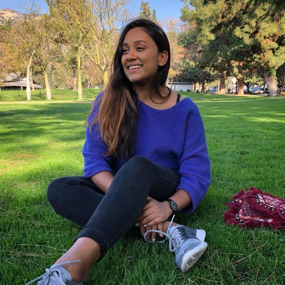 Meet your Posher, Tasnim - Picture 1 of 1